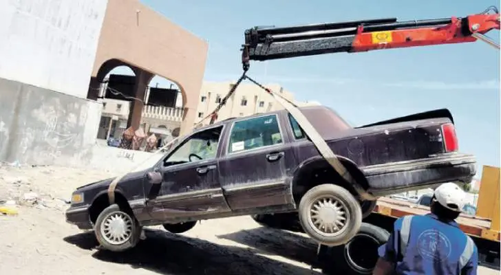 إسقاط مركبات